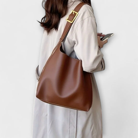 Nora Women's Bucket Shoulder Bag in a Leather Look, photo 2