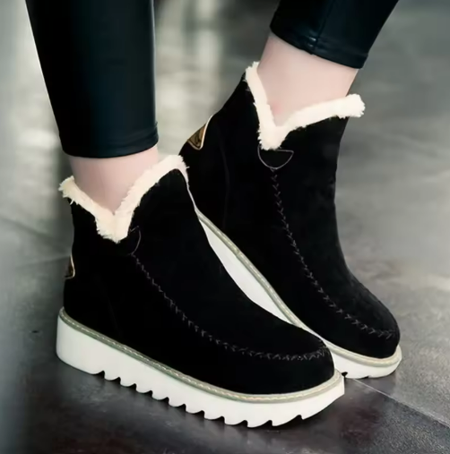 Tara Women's Ankle Boots in a Suede Look with a Chunky Sole, photo 2