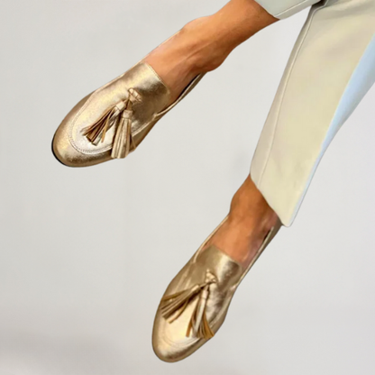 Aurora Women's Loafers with a Flat Sole in Gold, photo 2
