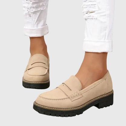 Avery Women's Loafers in a Suede Look with a Chunky Sole, photo 3