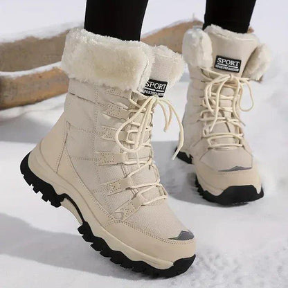 Bella Women's Boots with Laces and a Chunky Sole, photo 1