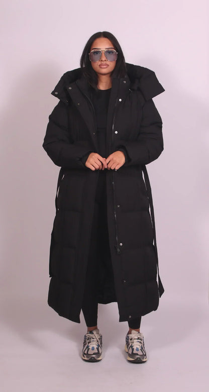 Cecily Women's Puffer Jacket in a Long Cut with a Belt, photo 2