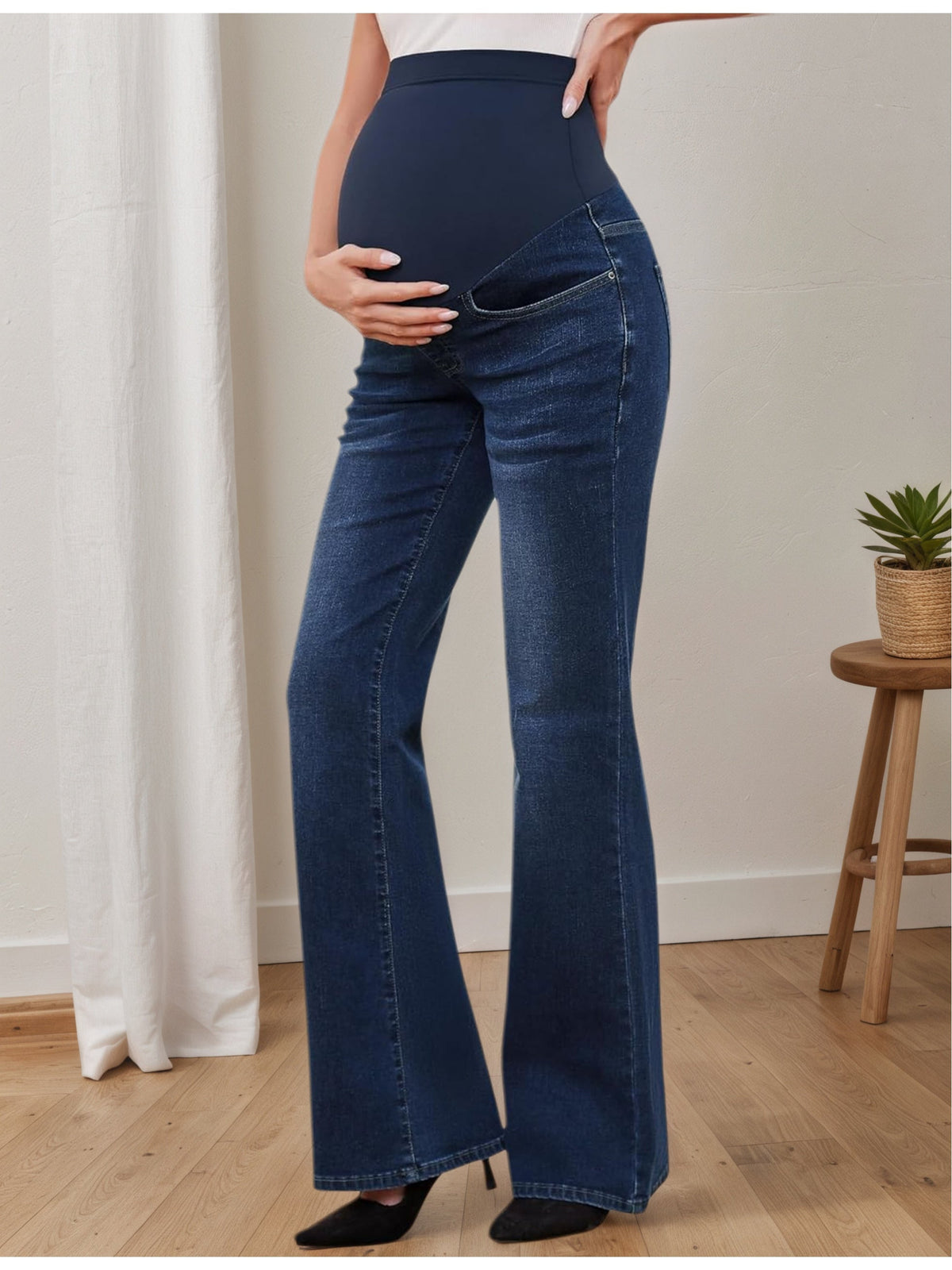 Cordelia Women's Jeans in Denim with Pockets, photo 1