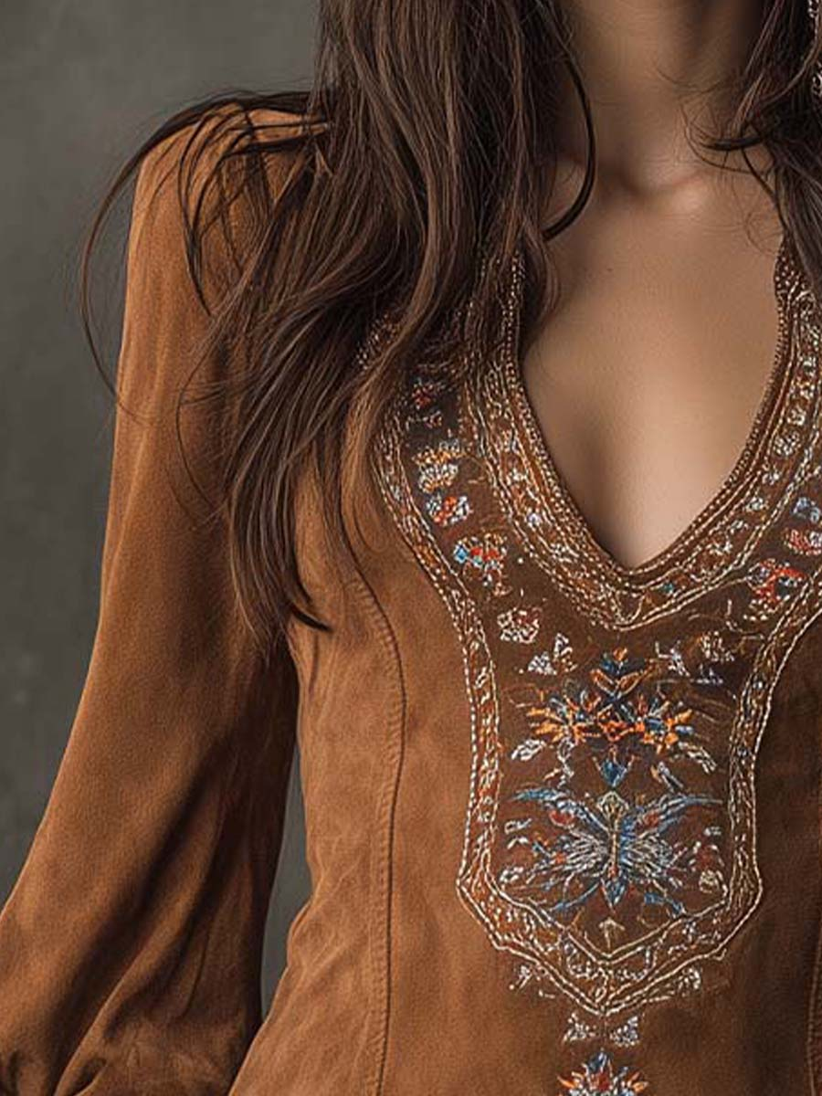 Erin Women's Dress in a Suede Look with a V-neck and Embroidery, photo 4