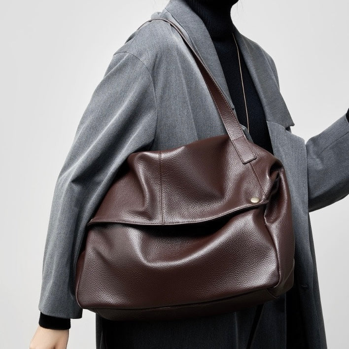 Gloria Women's Bag with a Zip and Pockets in Coffee, photo 7