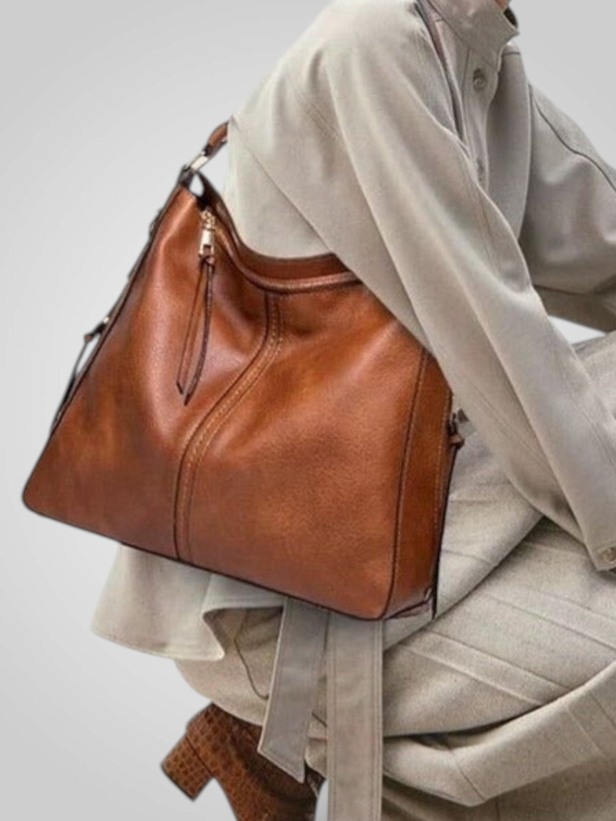 Heidi Women's Bag in Leather with Pockets, photo 1