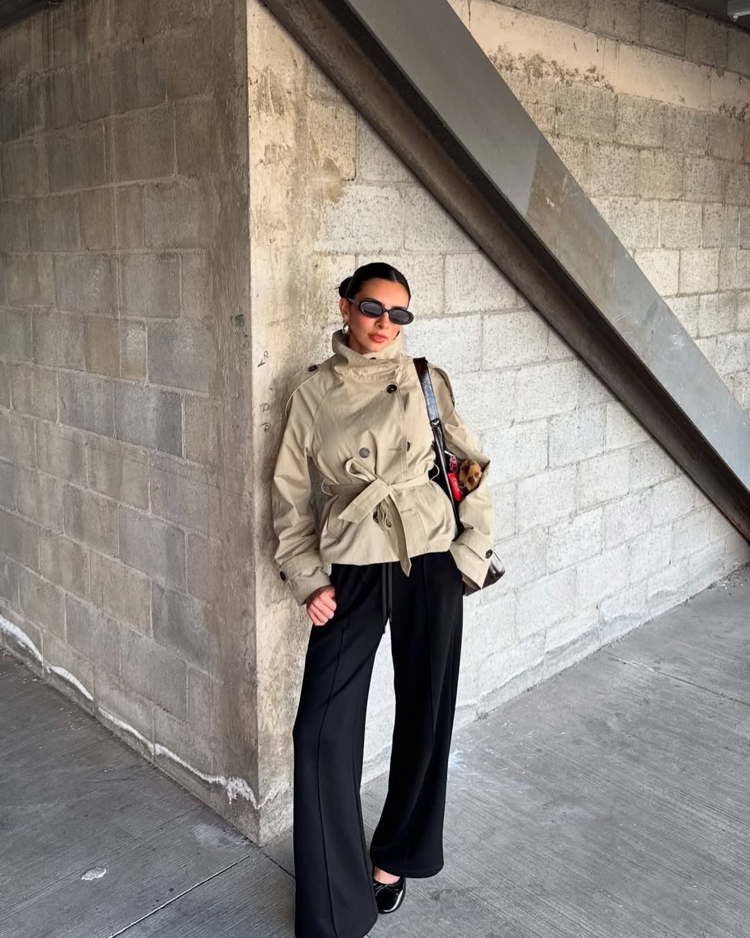 Joanna Women's Trench Coat with a Belt in a Cropped Length, photo 1