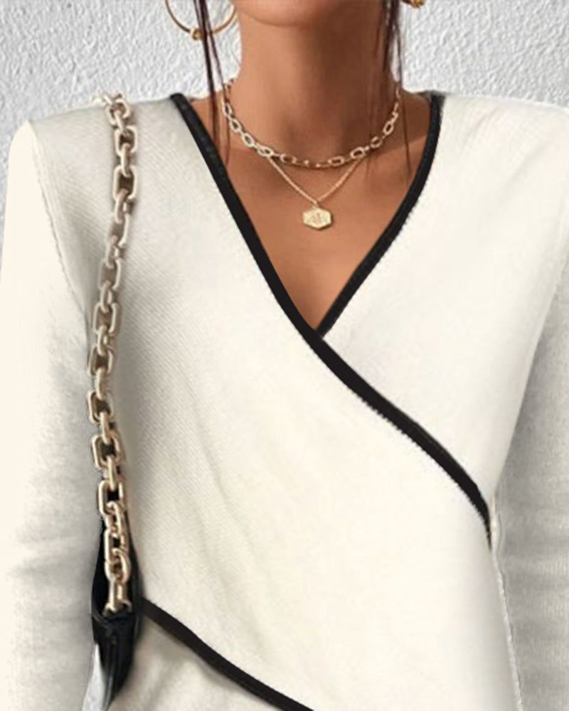 Kara Women's Sweater in Knit with a V-neck, photo 4