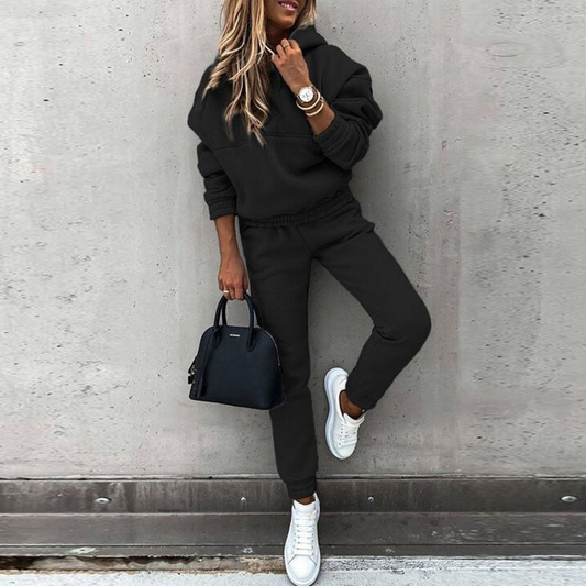Maddie Women's Co-ord Set in Fleece in a Long Cut with Pockets, photo 1