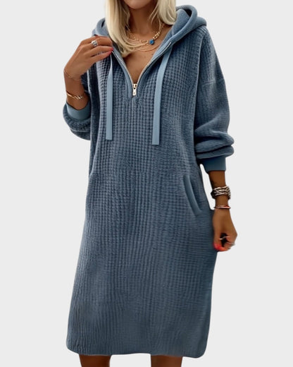 Poppy Women's Dress in Knit in a Relaxed Fit with Dropped Shoulders, photo 3