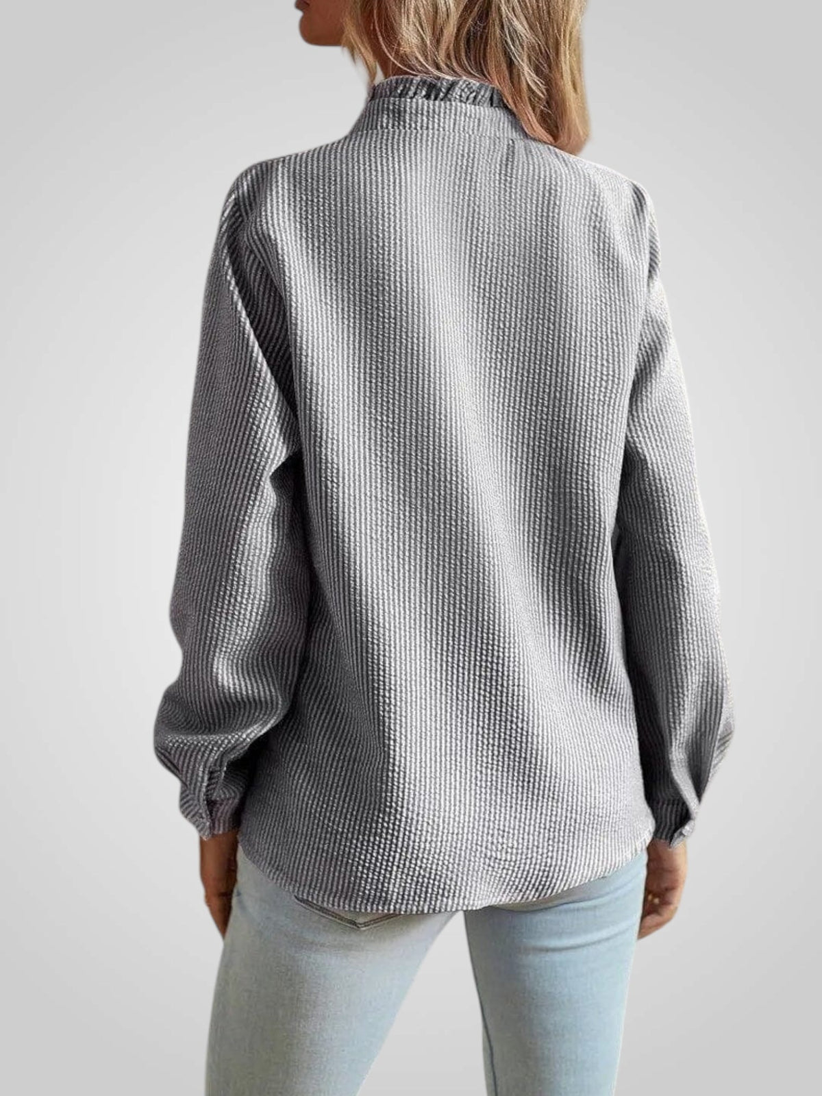 Ruby Women's Blouse in Cotton with Buttons and Ruffles, photo 4