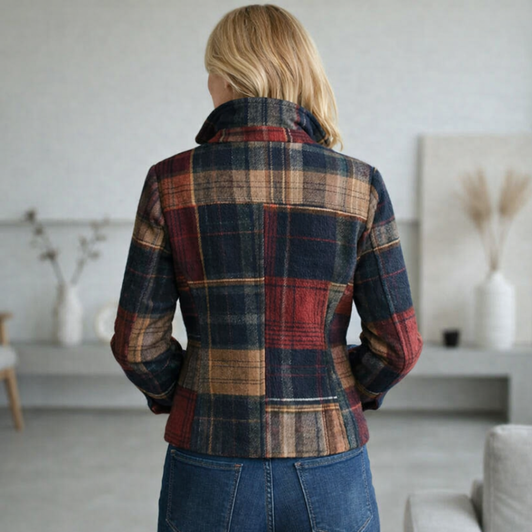 Tilly Women's Coat with Lapels with Buttons and a Check Pattern, photo 3
